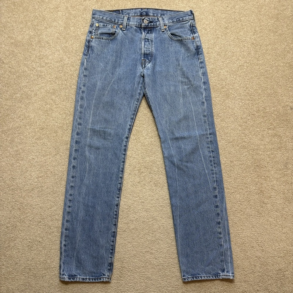 Levis 501 Jeans Mens 30x32 Blue Medium Wash Straight Leg Button Fly Denim Pants